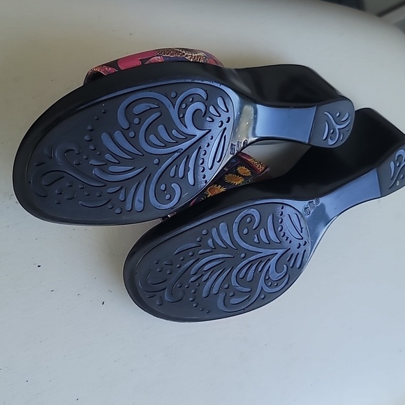 Women's Shoes Sz 6 Purple Painted Leather Open Toe Sandals Slides Wedge Tropical - Picture 7 of 9